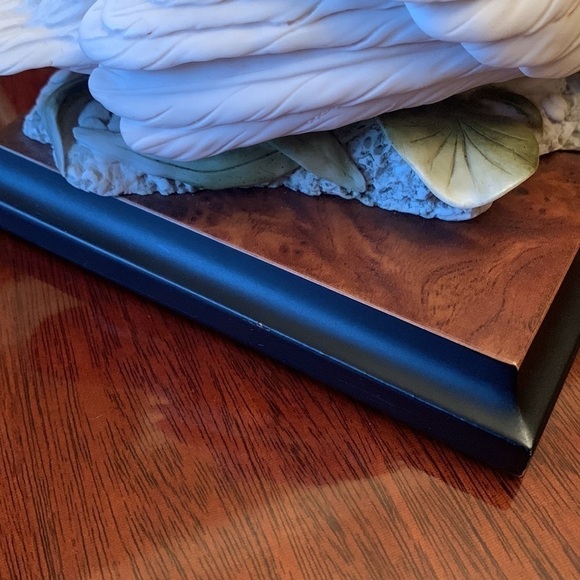 GIUSEPPE Armani Swan Figurine - Picture 8 of 9